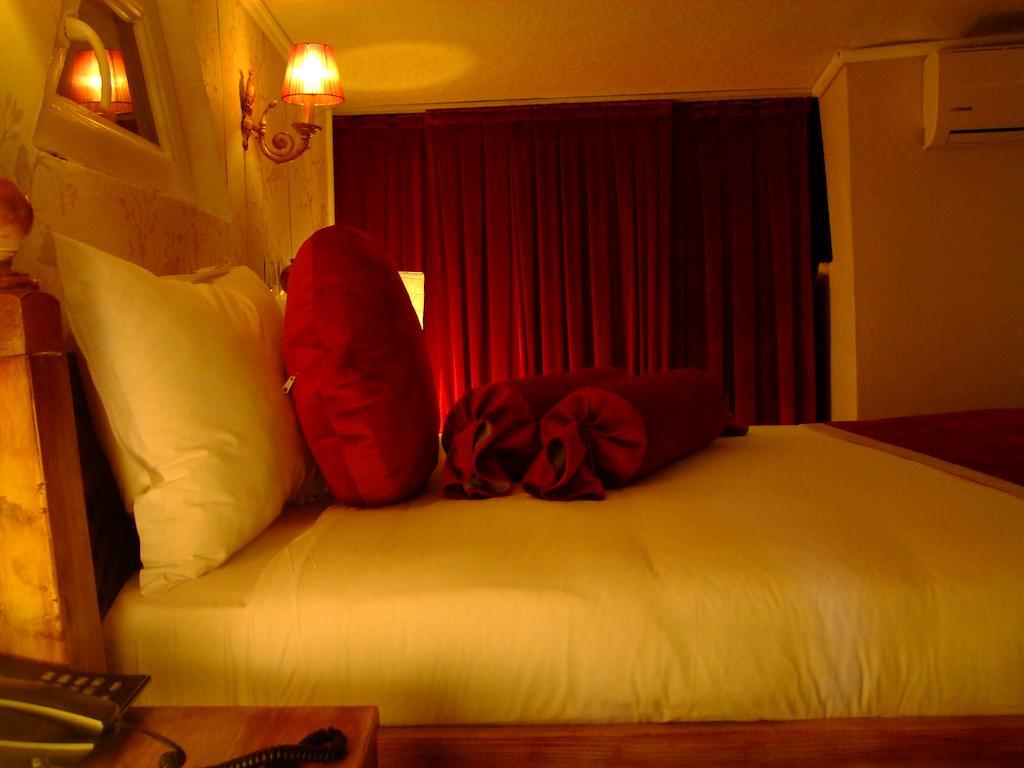 Hotel Ishakpasa Konagi 伊斯坦布尔 客房 照片